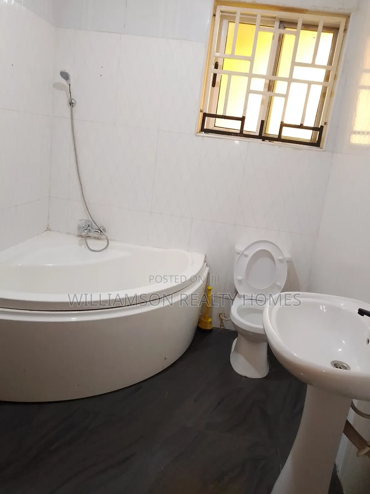 2bdrm House in Devtraco Estate Area, Spintex for rent