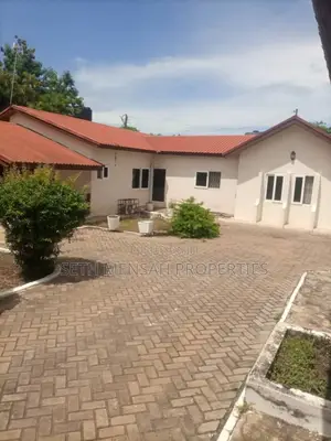 3bdrm House in Parakuo Estate for sale
