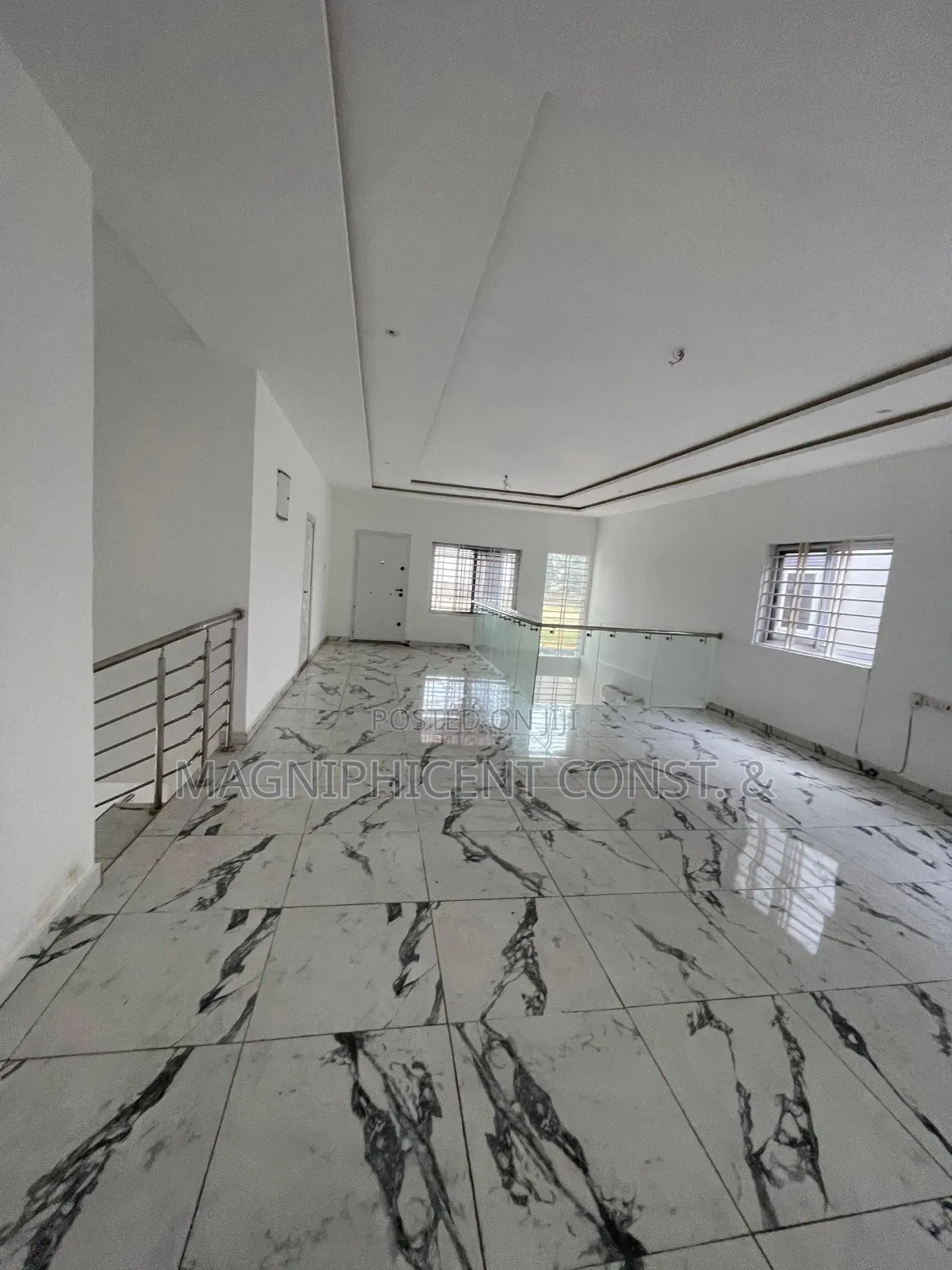 4bdrm Duplex in Lakeside Estates C1, Ashaley Botwe for rent