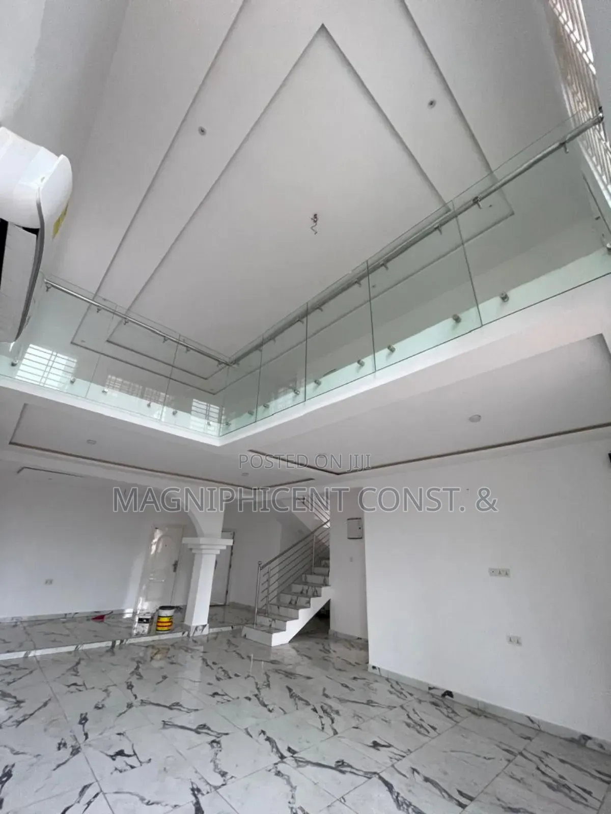 4bdrm Duplex in Lakeside Estates C1, Ashaley Botwe for rent