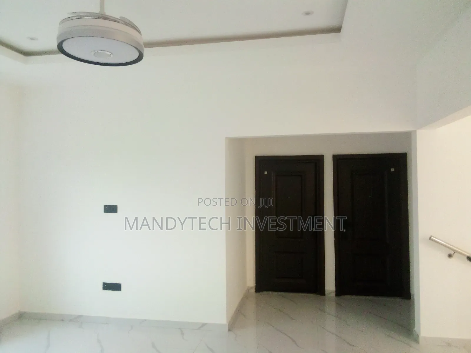 4bdrm Duplex in Lake Side Estate for sale