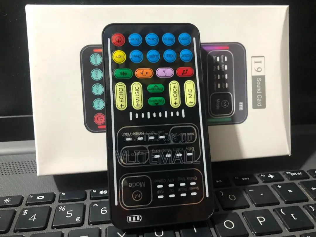 New I9 Multi-Functional Voice Changer With 8 Sound Effects