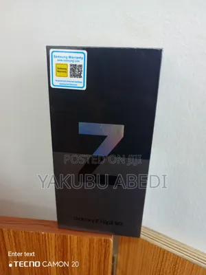 New Samsung Galaxy Z Flip3 5G 256 GB Black