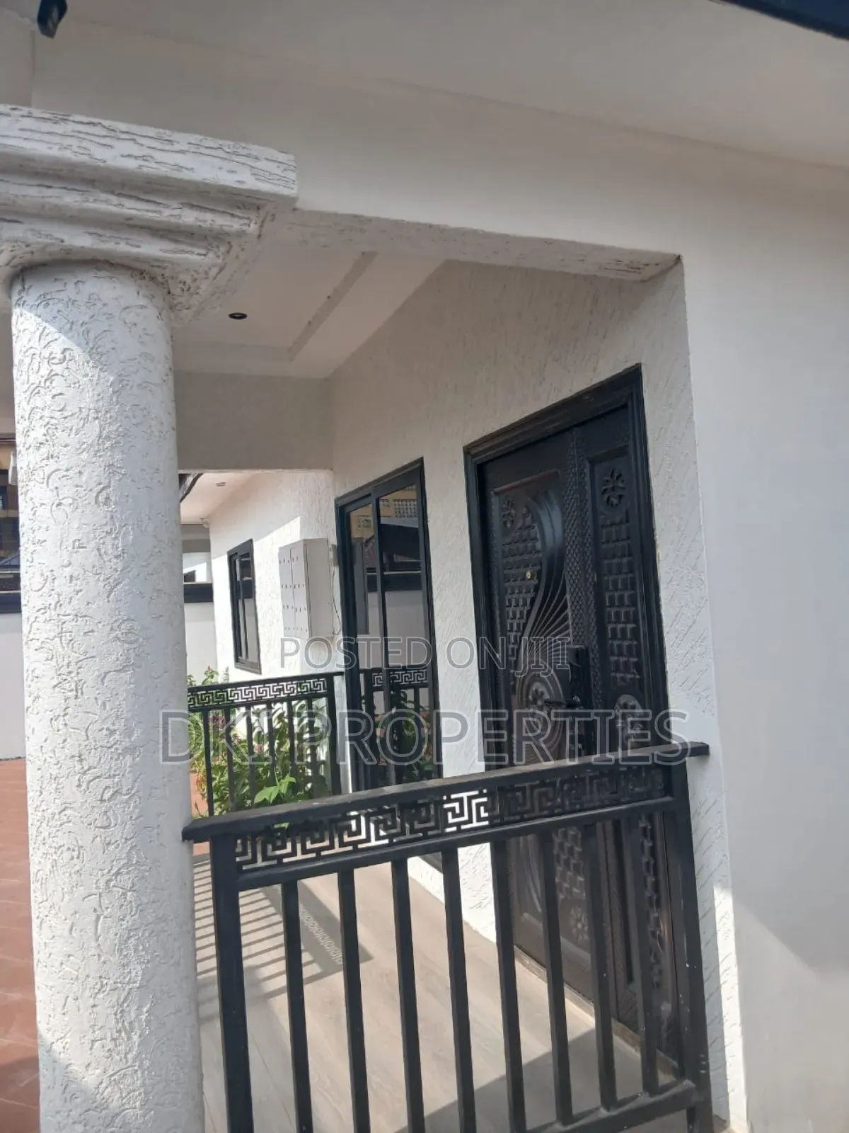 Furnished 2bdrm House in Dki Properties, Malejor for sale