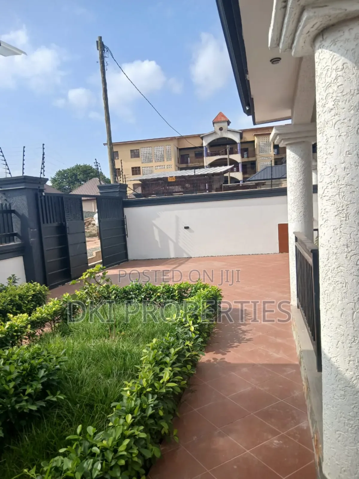 Furnished 2bdrm House in Dki Properties, Malejor for sale