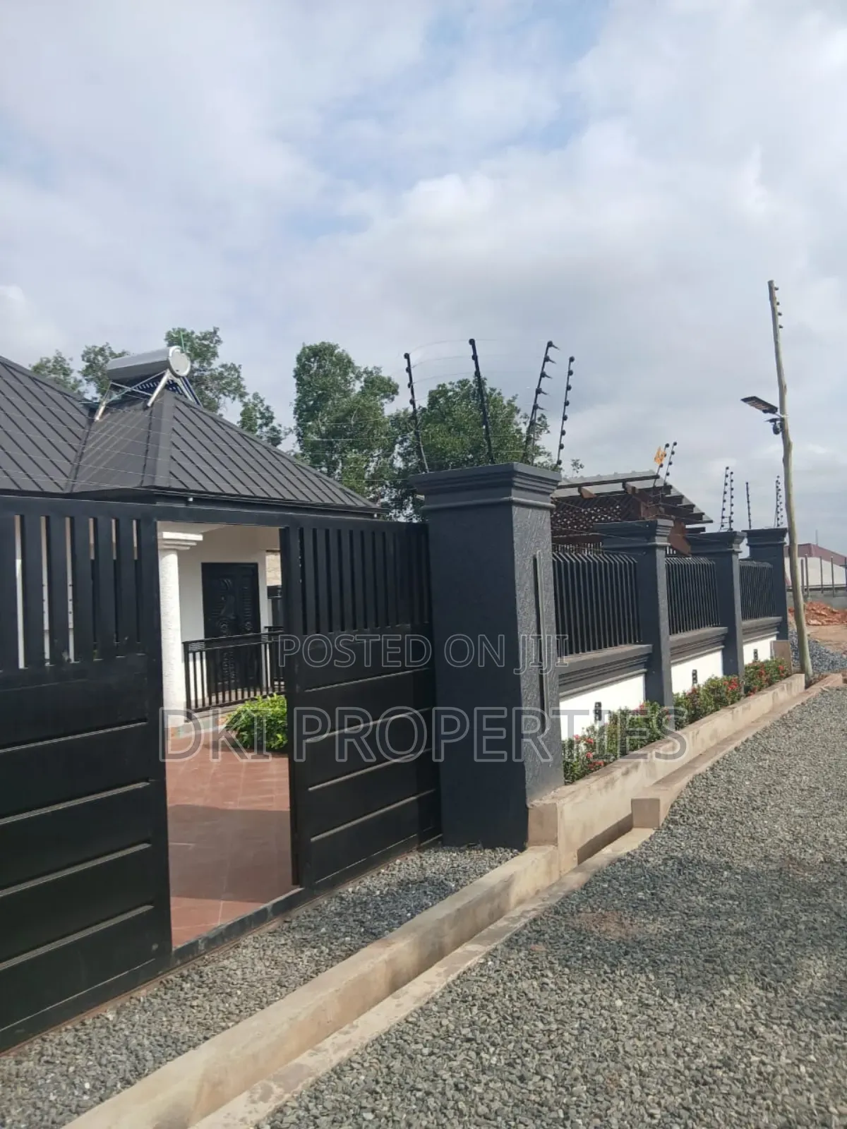 Furnished 2bdrm House in Dki Properties, Malejor for sale