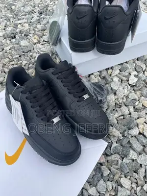 Nike Airforce 1 All Black
