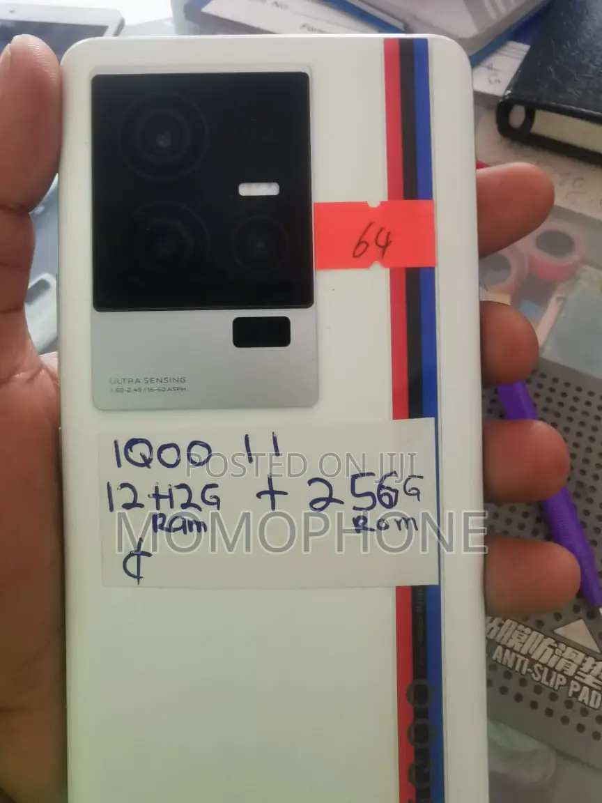 Vivo iQOO 11 256 GB White