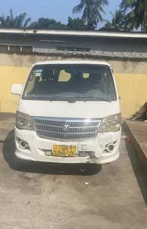 Foton C12 2013 White