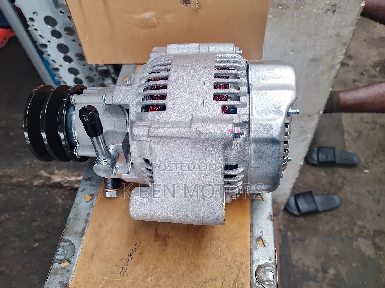 Toyota Hilux 5l Alternator