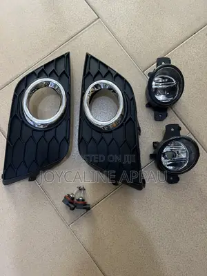 Nissan Sentra 2016 Fog Light and Cover
