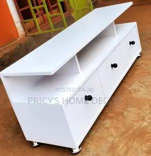 Elegante Tv Stand 5 Feet Long Available Now Now