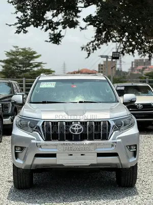Toyota Land Cruiser Prado 2.7 2019 Silver