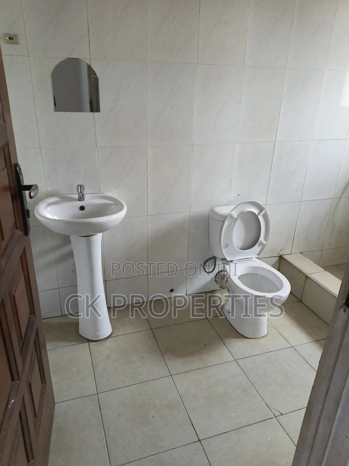 2bdrm Apartment in West Legon for rent