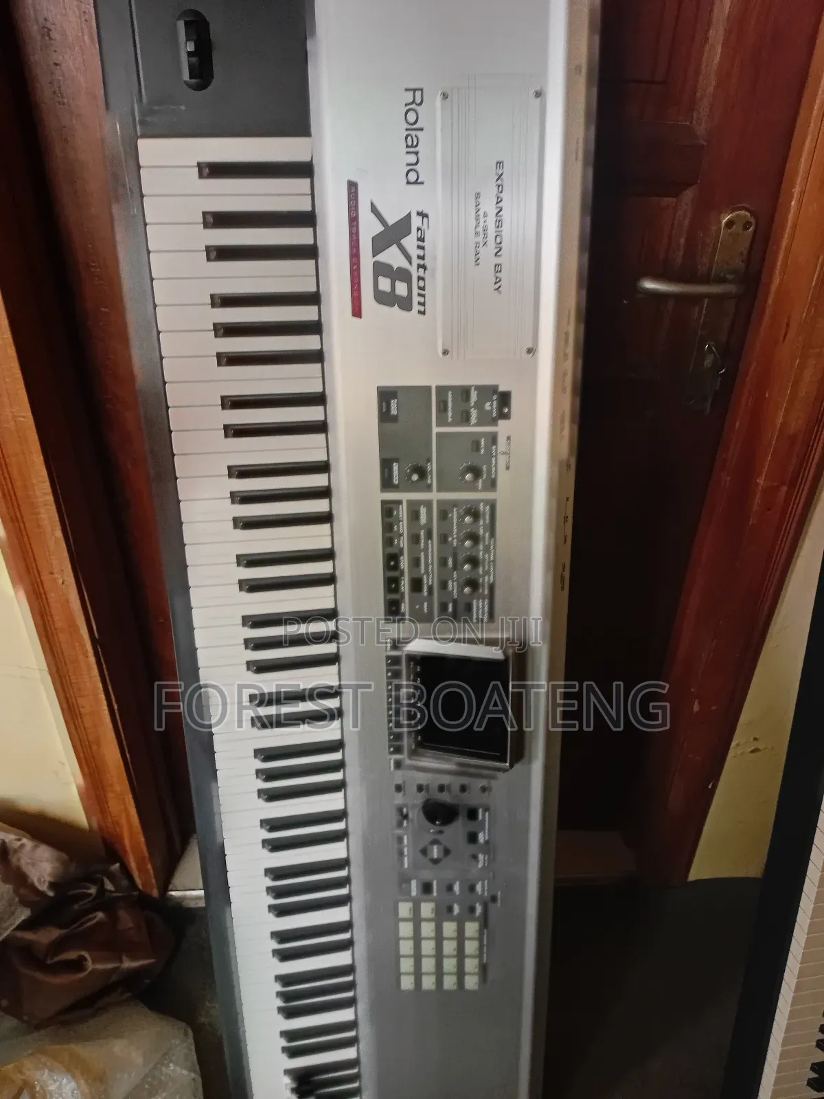 Roland Fantom X8