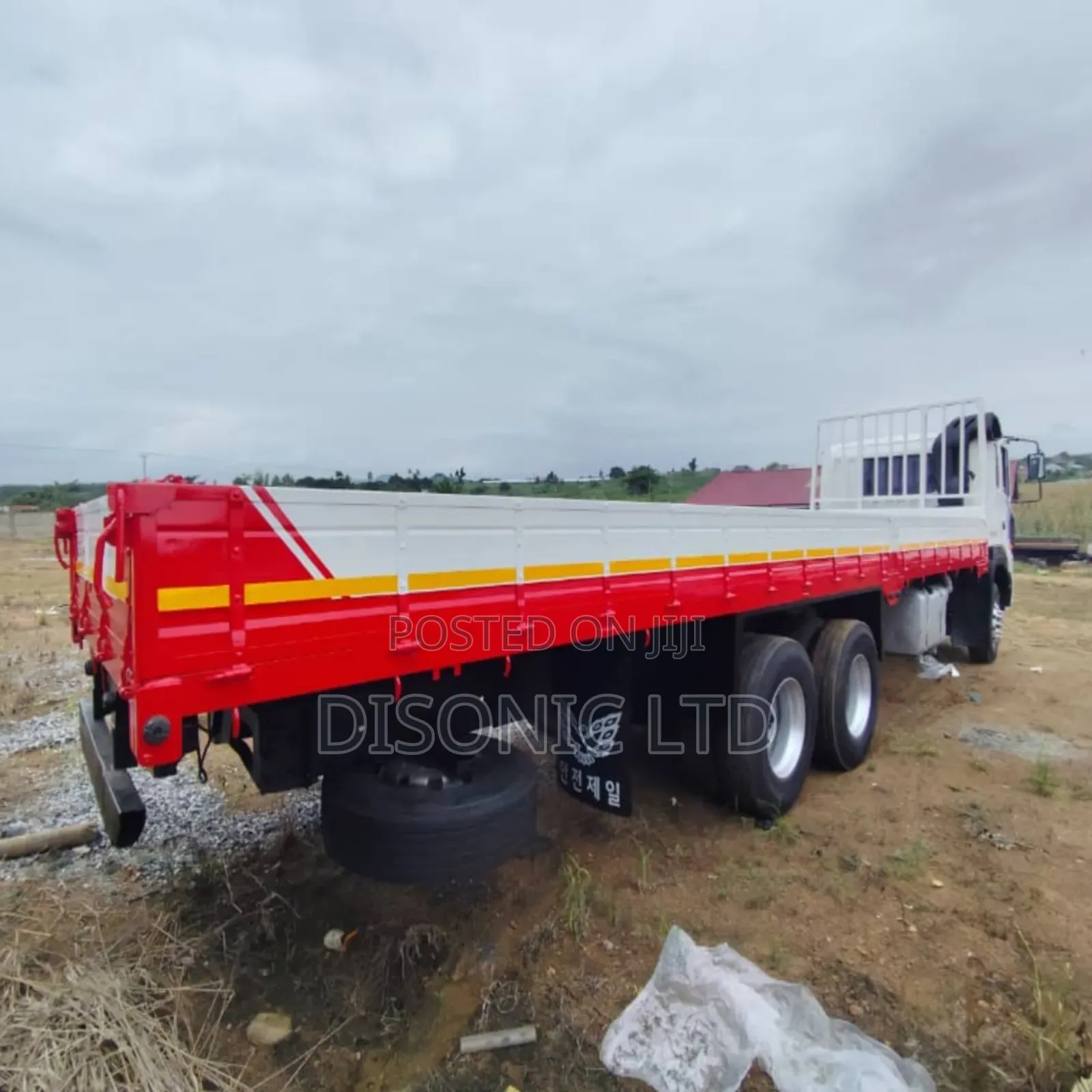 2015 Hyundai 5tons
Truck