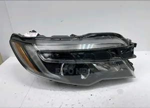 2016-2022 Honda Pilot Ridgeline Halogen Right Oem Headlight