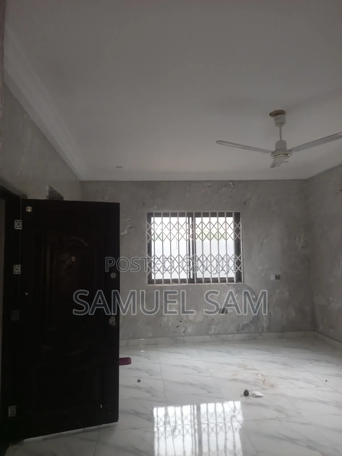 8bdrm House in Tema Community 26 for rent