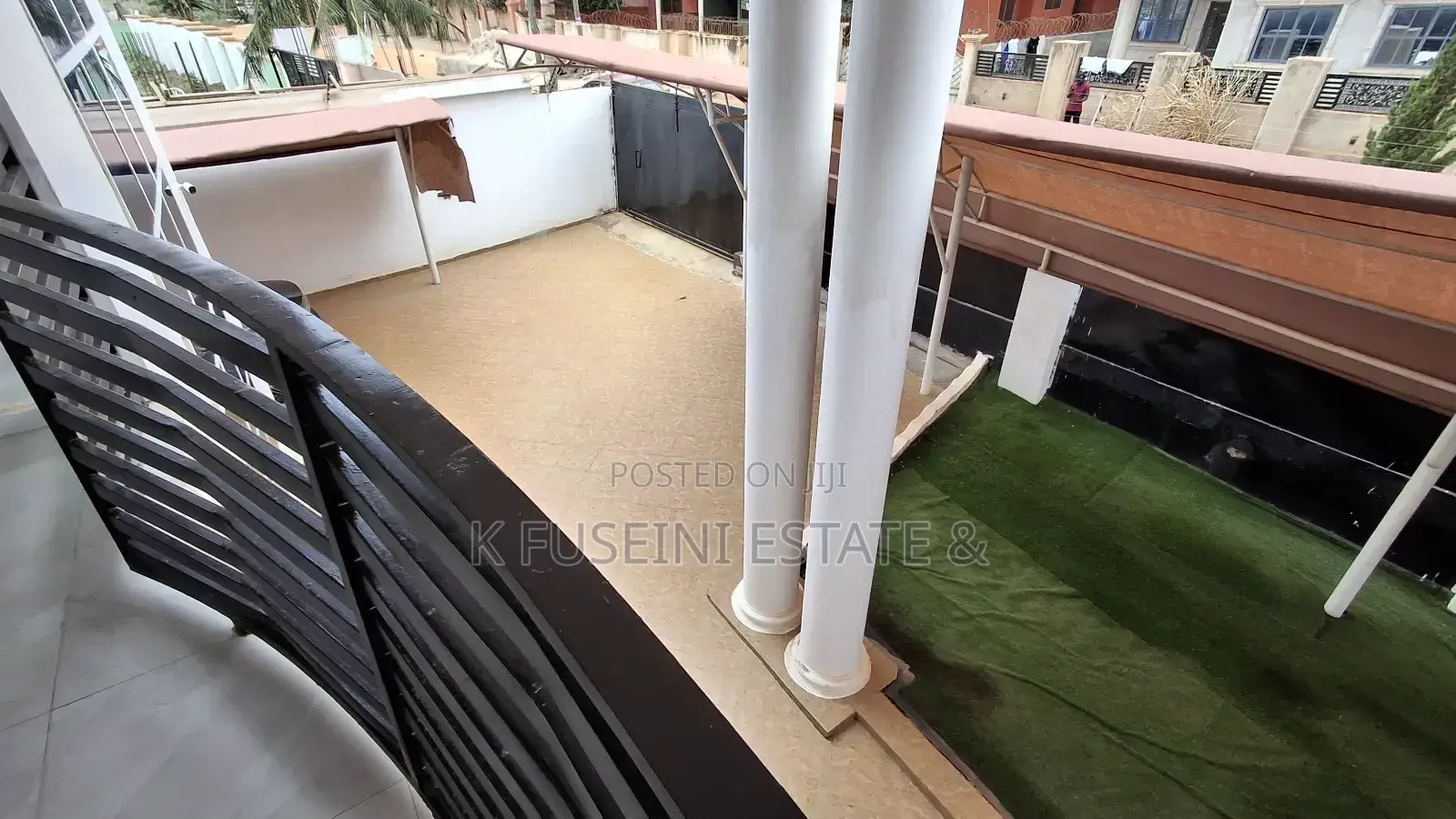 12bdrm House in K Fuseini Estate, Kumasi Metropolitan for sale