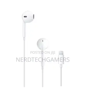 Apple Earphones to Lightening