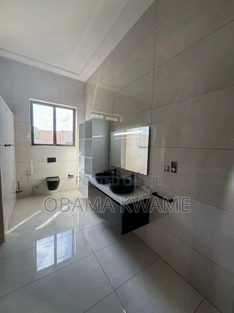 5bdrm Mansion in Gringo Lynks Premium, Airport Residential Area