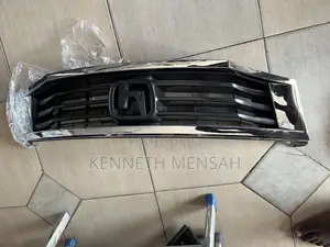Honda Accord 2008-2010 Top Grill