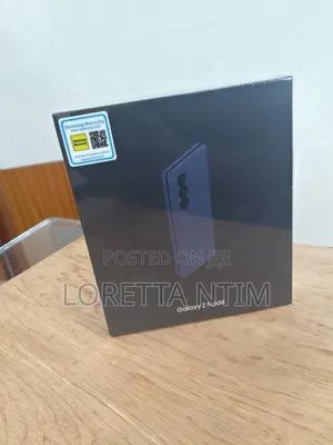 New Samsung Galaxy Z Fold6 256 GB Blue