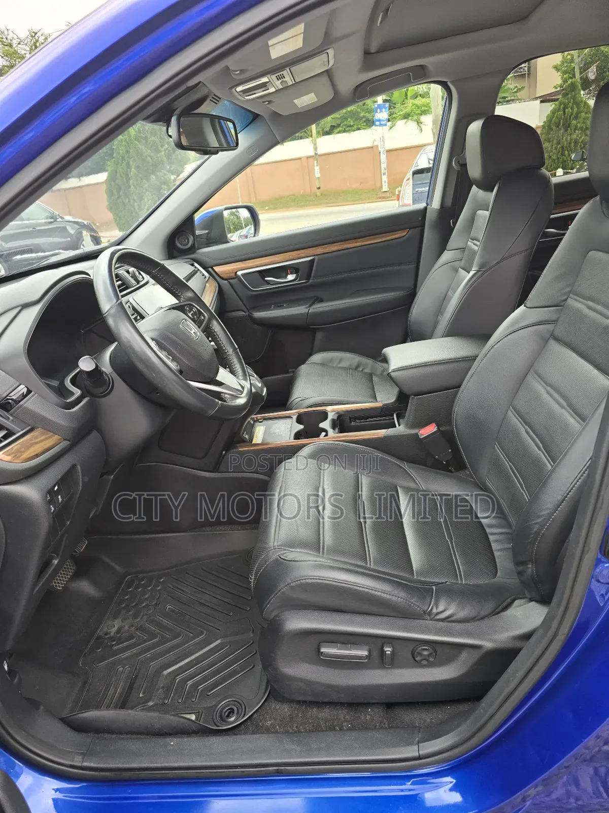 Honda CR-V Touring 2021 Blue