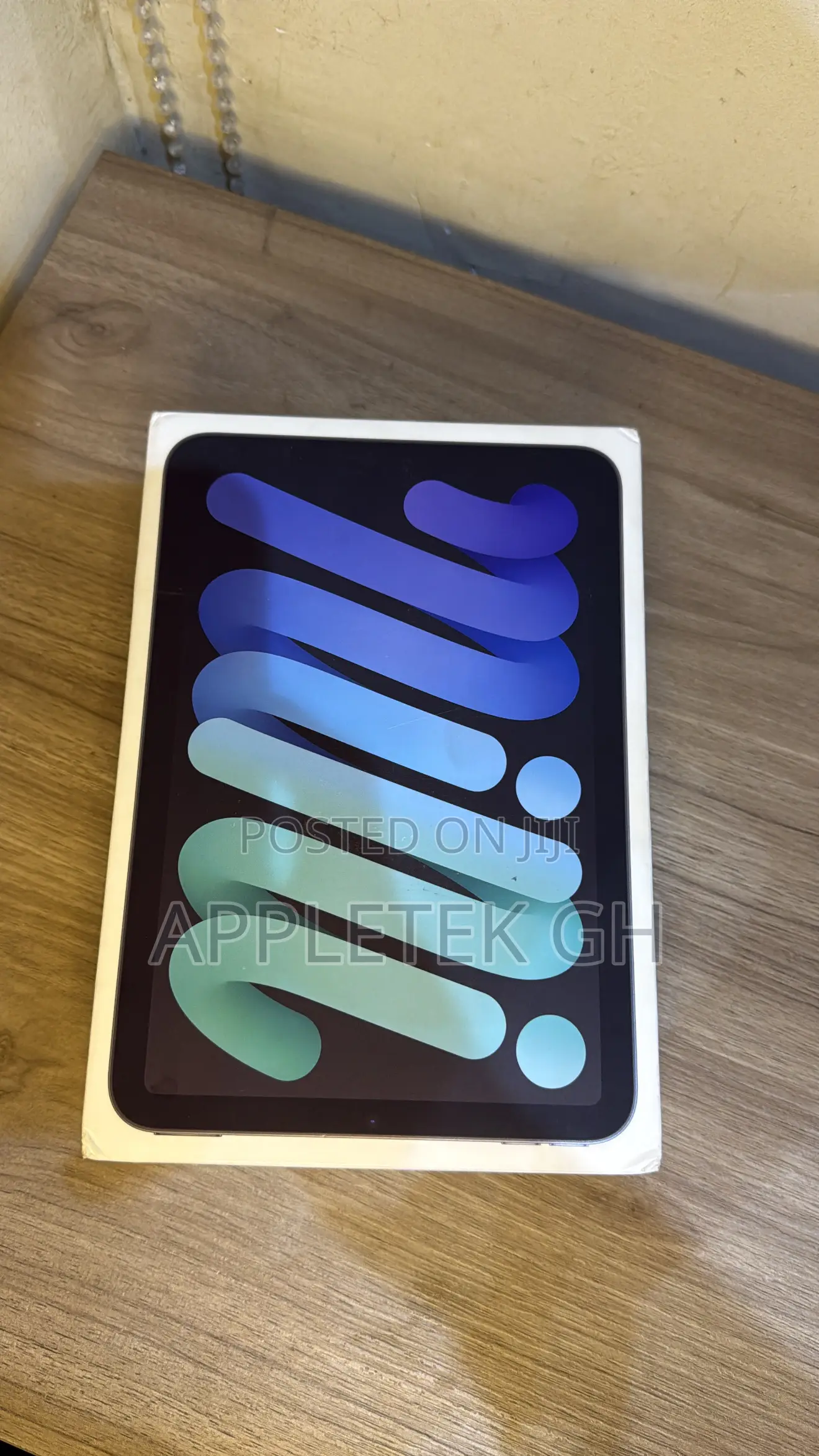 New Apple iPad mini Wi-Fi + Cellular 128 GB Gray