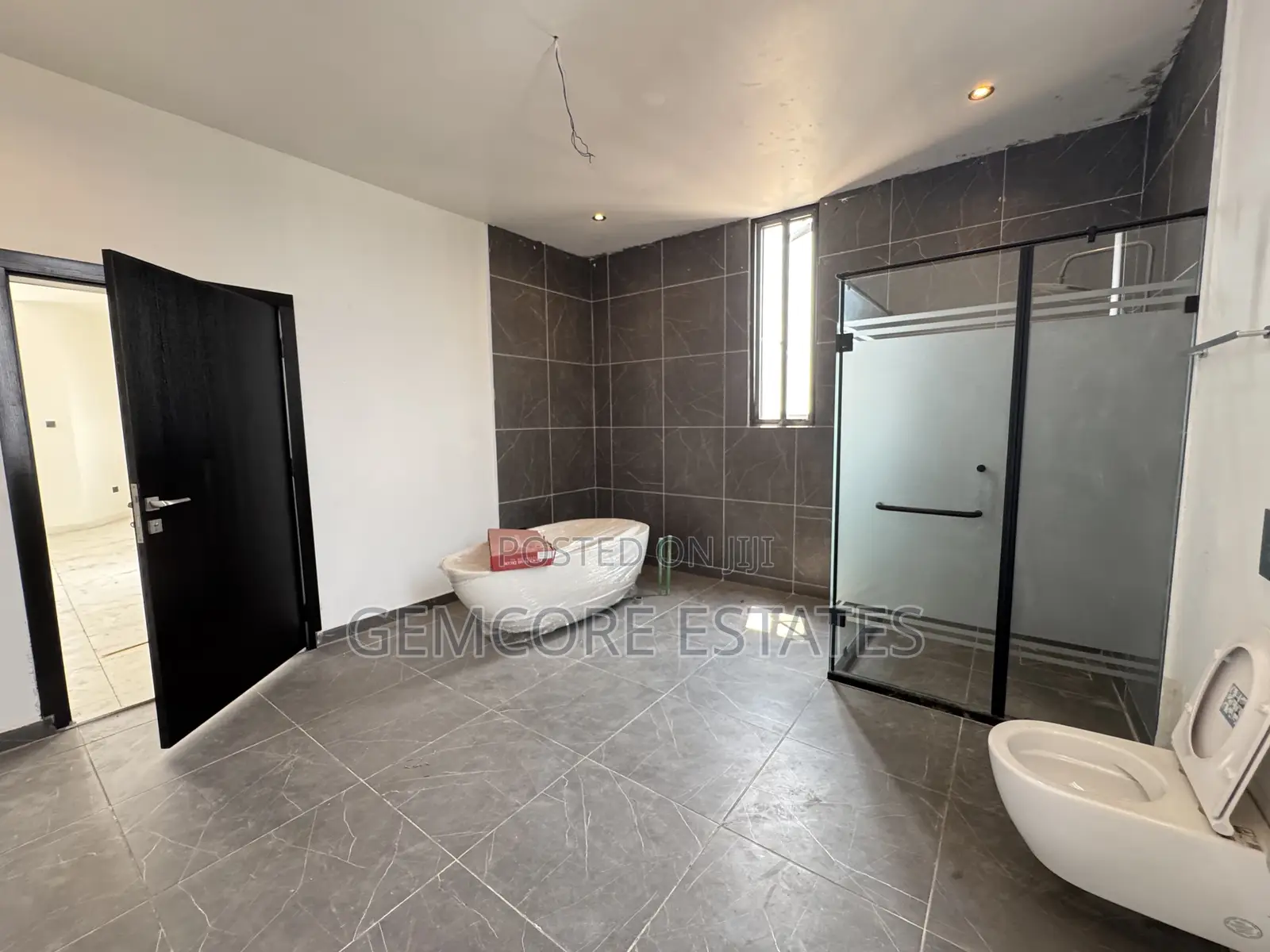 5bdrm House in Ability Square, East Legon for sale
