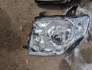 Mitsubishi Pajero 2007 - 2022 Headlight / Headlamp
