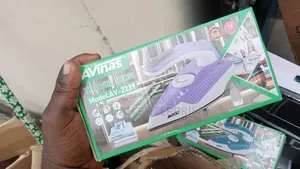 Avinas Travel Iron