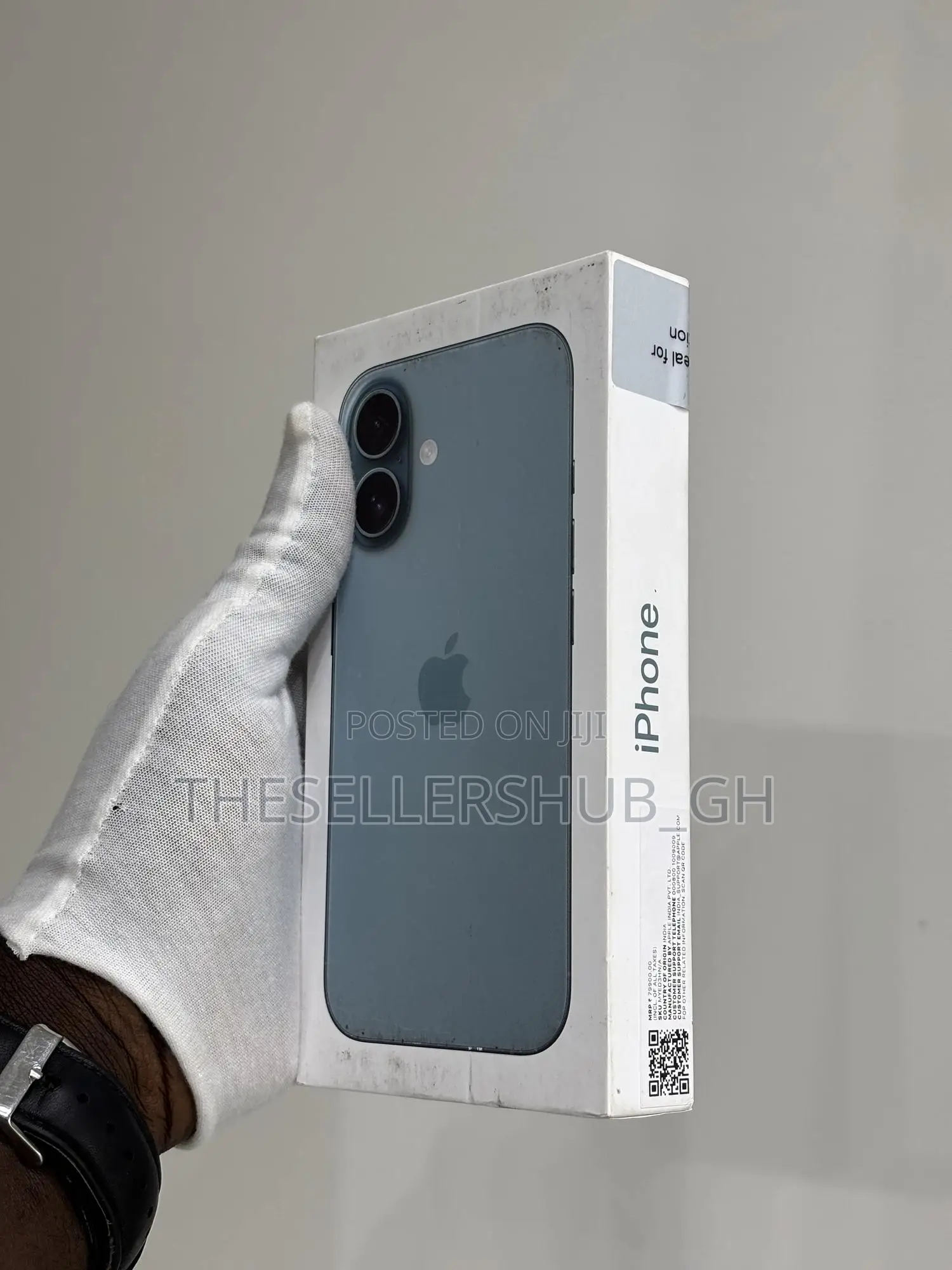 New Apple iPhone 16 128 GB Blue