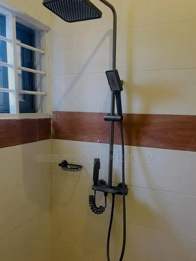 4bdrm House in East Legon for sale