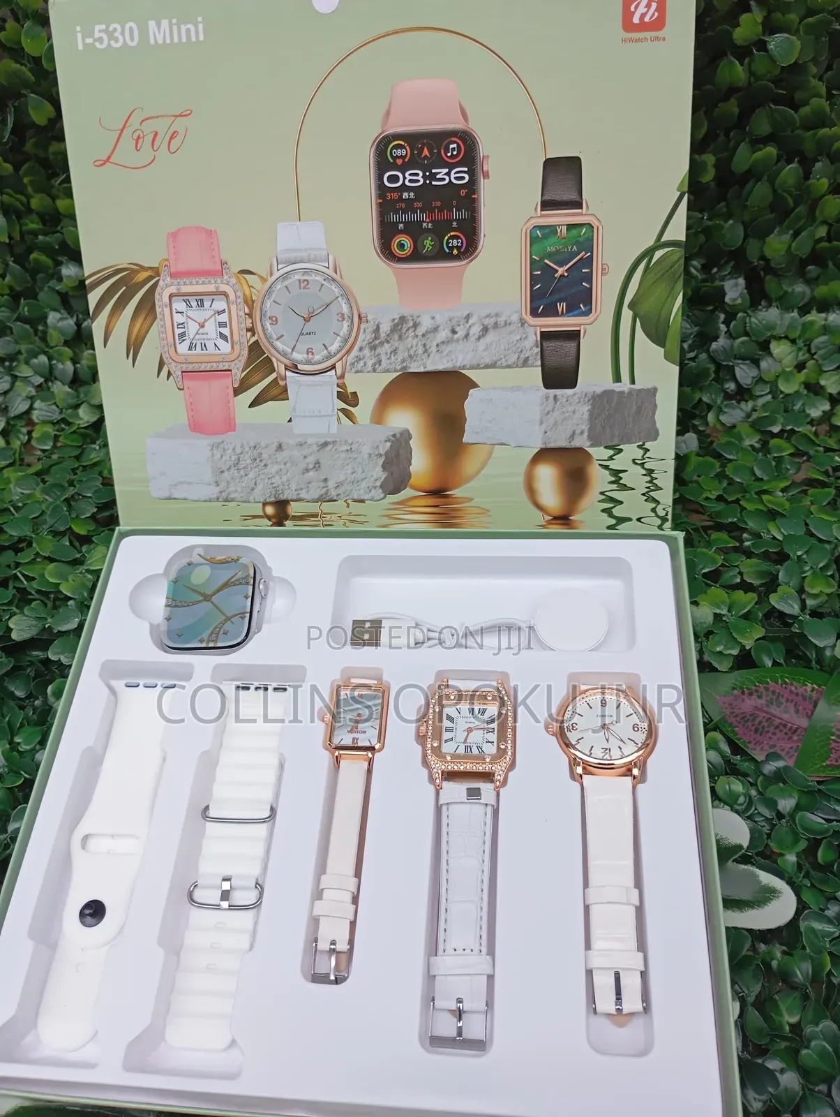 I-530 Mini 4-in-1 Smart Watch 2 Straps With 3 Quartz Watches - White
