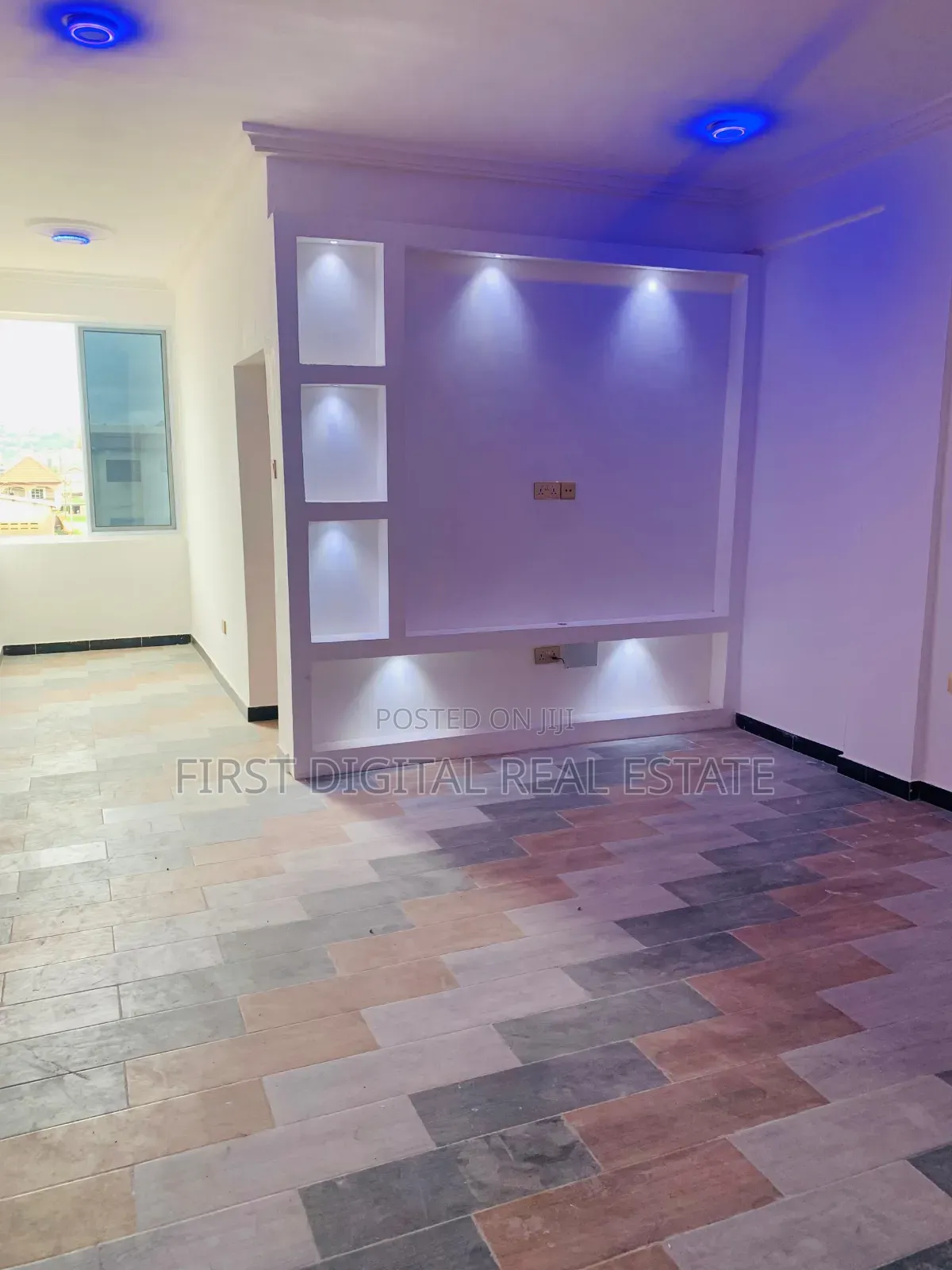 2bdrm Apartment in First Digital Real, West Hills Mall Area for rent