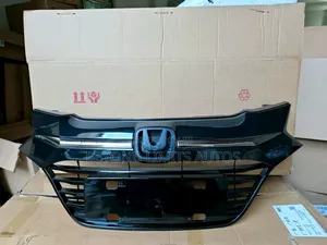 Honda HRV Hr-v 2015,2016,2017,2018 Front Bumper Grille/ Front Shell