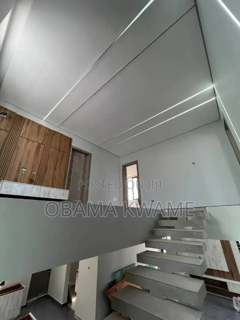 4bdrm Mansion in Gringo Lynks Premium, Airport Residential Area
