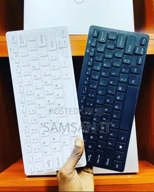 Universal Wireless Mini / Portable Keyboard and Mouse Set
