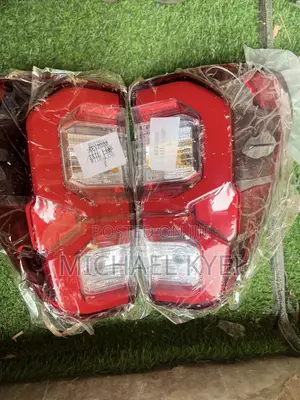 Toyota Hilux 2020 Tail Light Pair