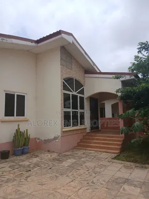 3bdrm Maisonette in Oyarifa for rent