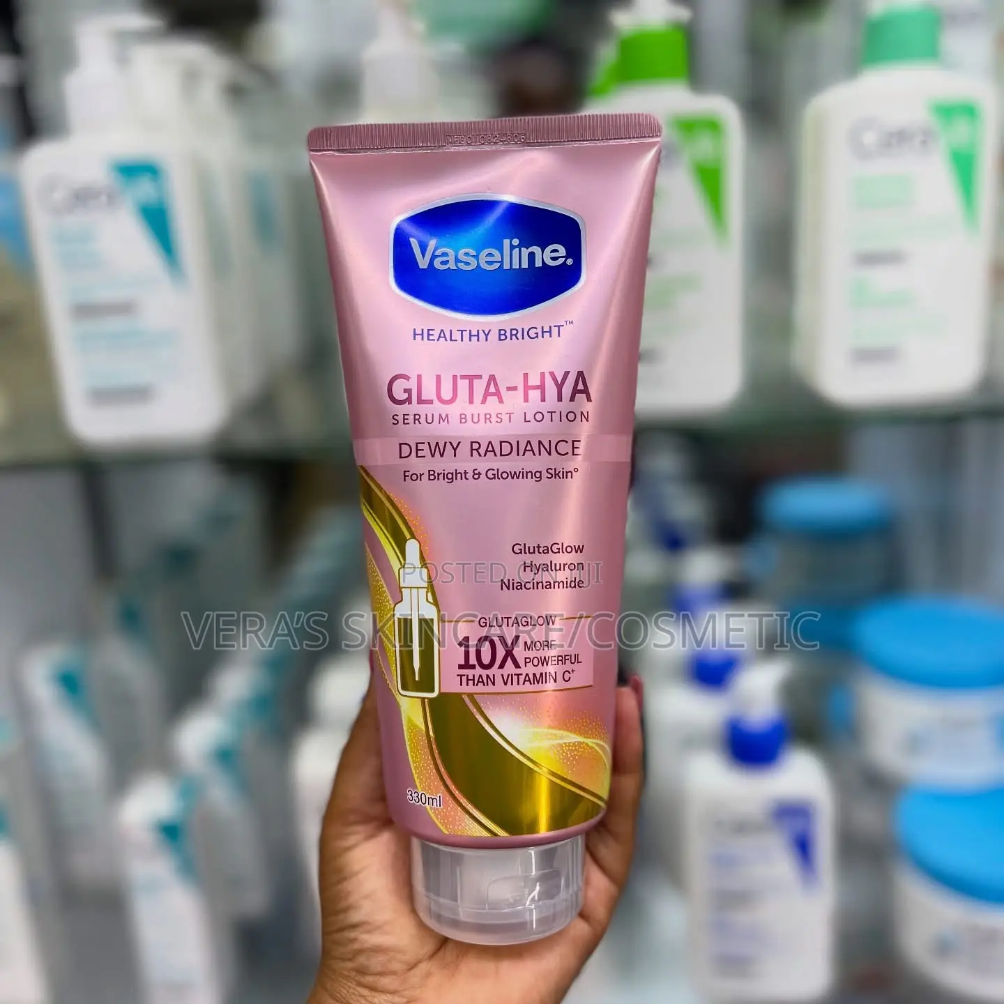 Gluta Hya Flawless Glow Lotion