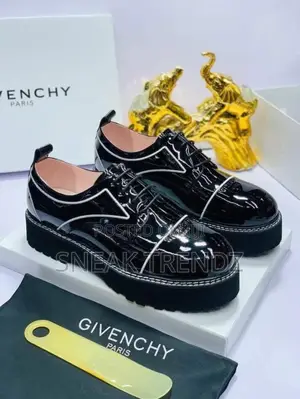 Dr Martens Mirror Shoe