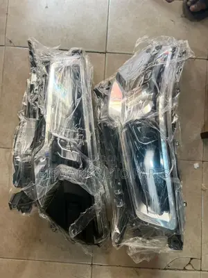 Toyota Hilux 2020-2021-2022-2023-2024 Headlight Pair