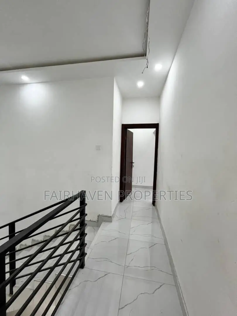 3bdrm House in Fairhaven Properties, Pokuase for sale