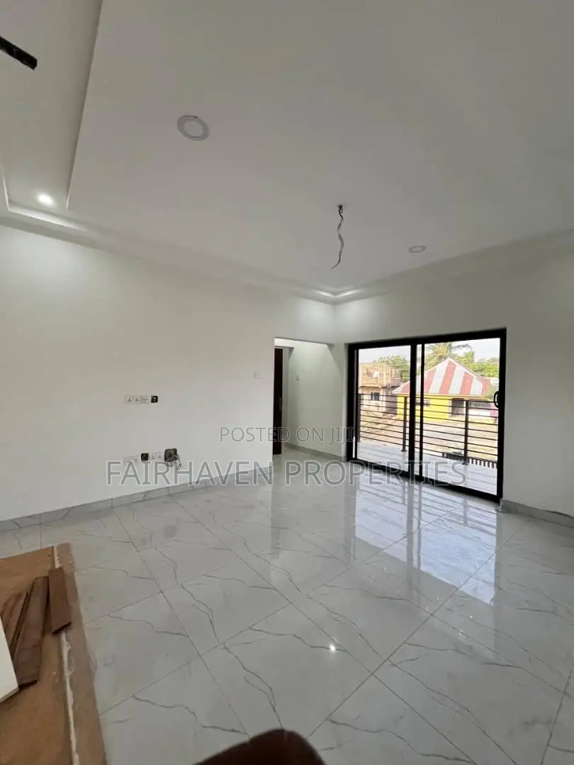 3bdrm House in Fairhaven Properties, Pokuase for sale