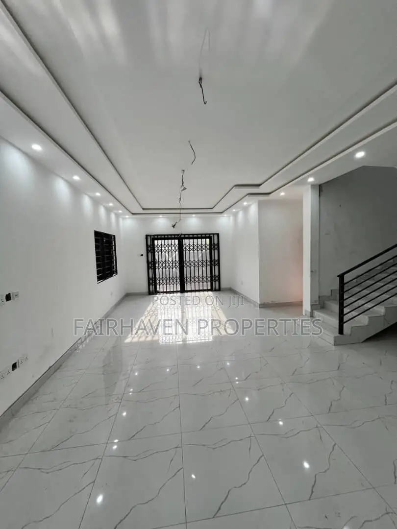 3bdrm House in Fairhaven Properties, Pokuase for sale