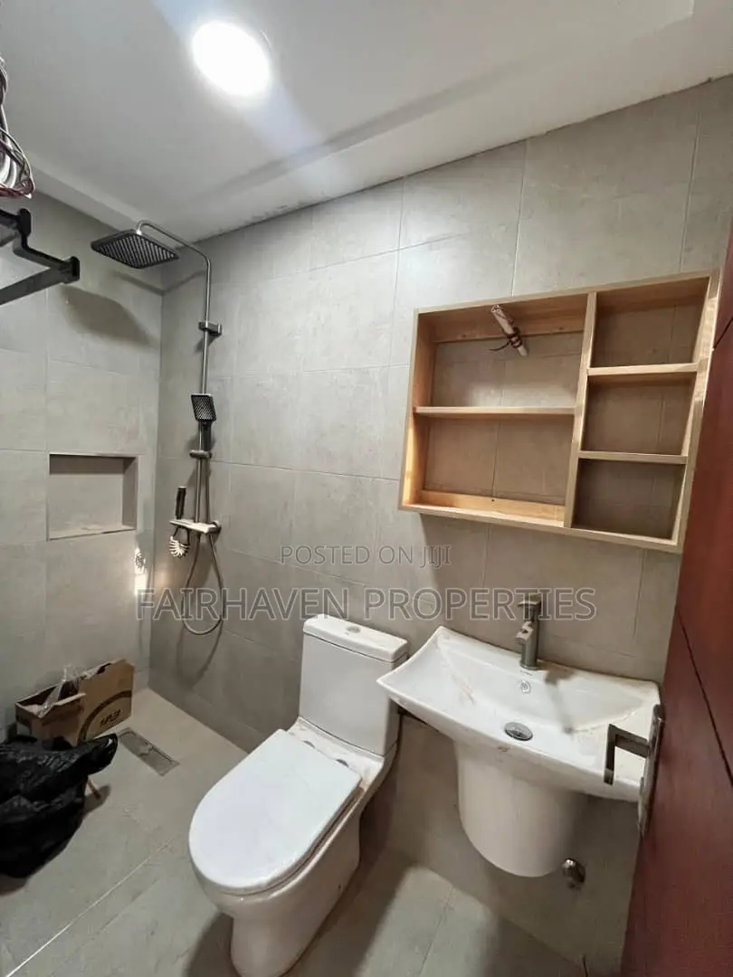 3bdrm House in Fairhaven Properties, Pokuase for sale