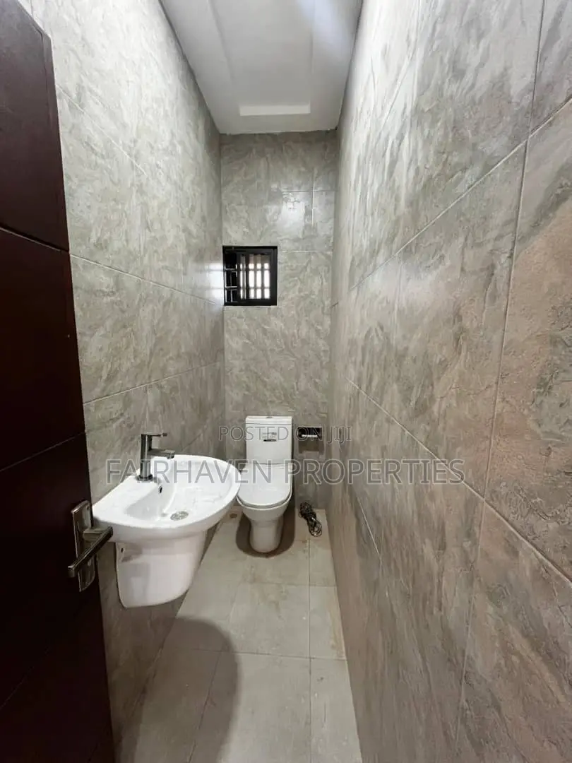 3bdrm House in Fairhaven Properties, Pokuase for sale