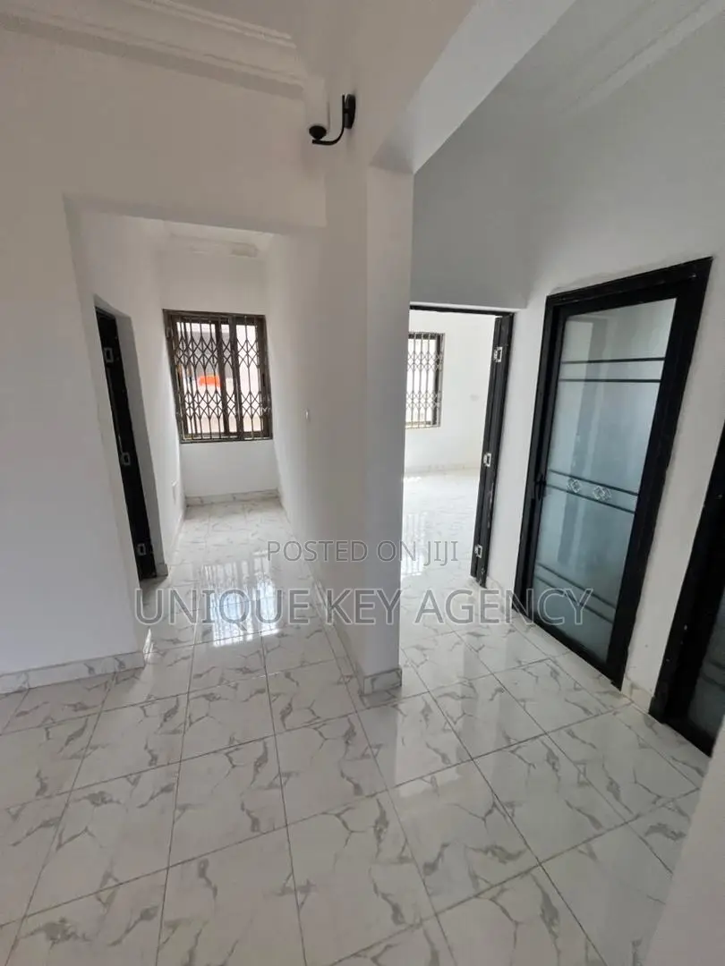 4bdrm Apartment in Unique Key Agency, Dansoman for rent